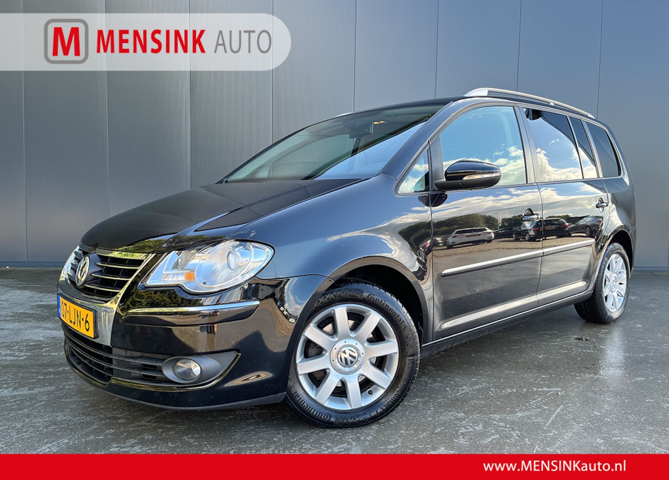 Volkswagen Touran - 1.4 TSI AUTOMAAT Highline CRUISE ECC TREKHAAK - AutoWereld.nl