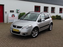 Suzuki SX4 - 1.6 5D Shogun/ Trekhaak/ All season banden/ Nieuwe APK/ Airco/ Centrale vergrendeling/ Ori
