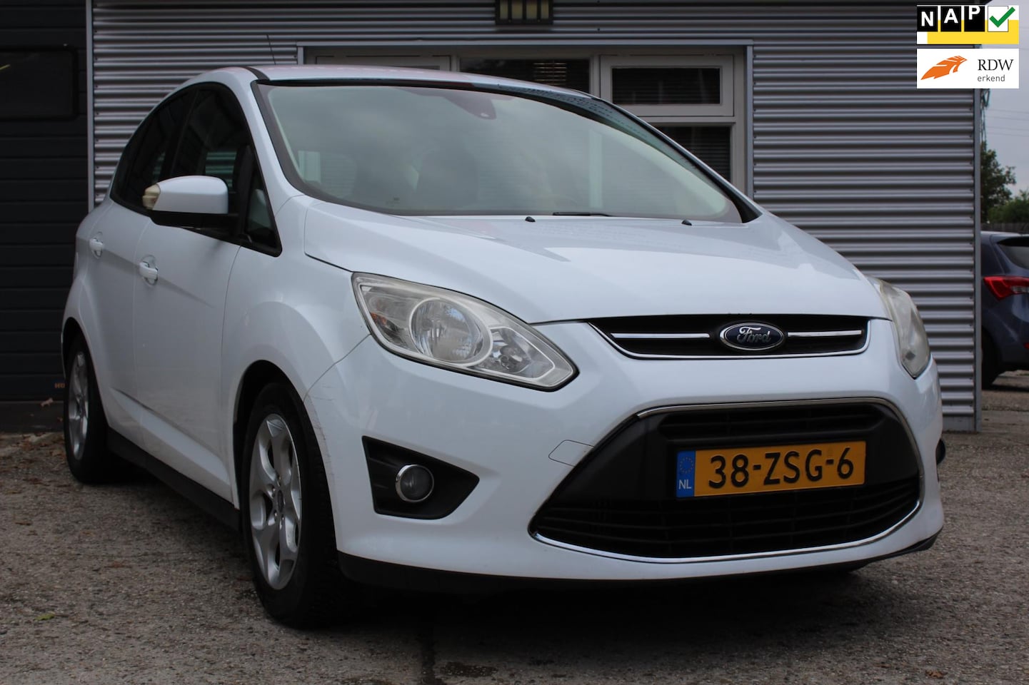 Ford C-Max - 1.0 Lease Trend nette zuinige auto, nieuwe koppeling-set, nieuwe apk, trekhaak, airco, nav - AutoWereld.nl