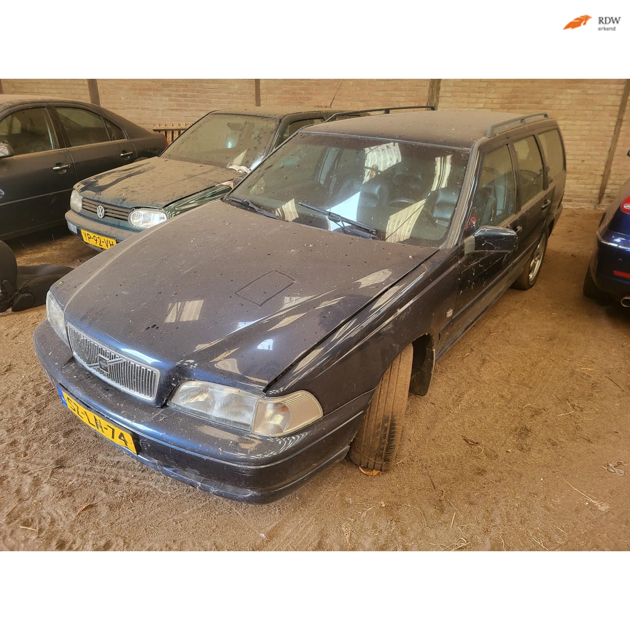 Volvo V70 - 2.5 Exclusive-Line autom - AutoWereld.nl