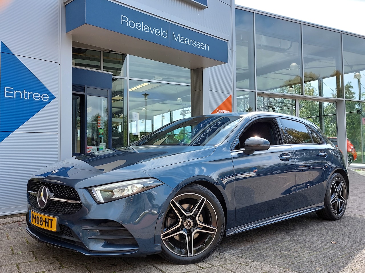 Mercedes-Benz A-klasse - 180 136pk Business Solution AMG | 1ste Eigenaar | Navi | Clima | Cruise | Led Koplampen | - AutoWereld.nl