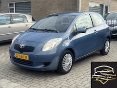 Toyota Yaris - 1.0 VVTi Sol | AIRCO | NW APK BIJ AFLEVERING |