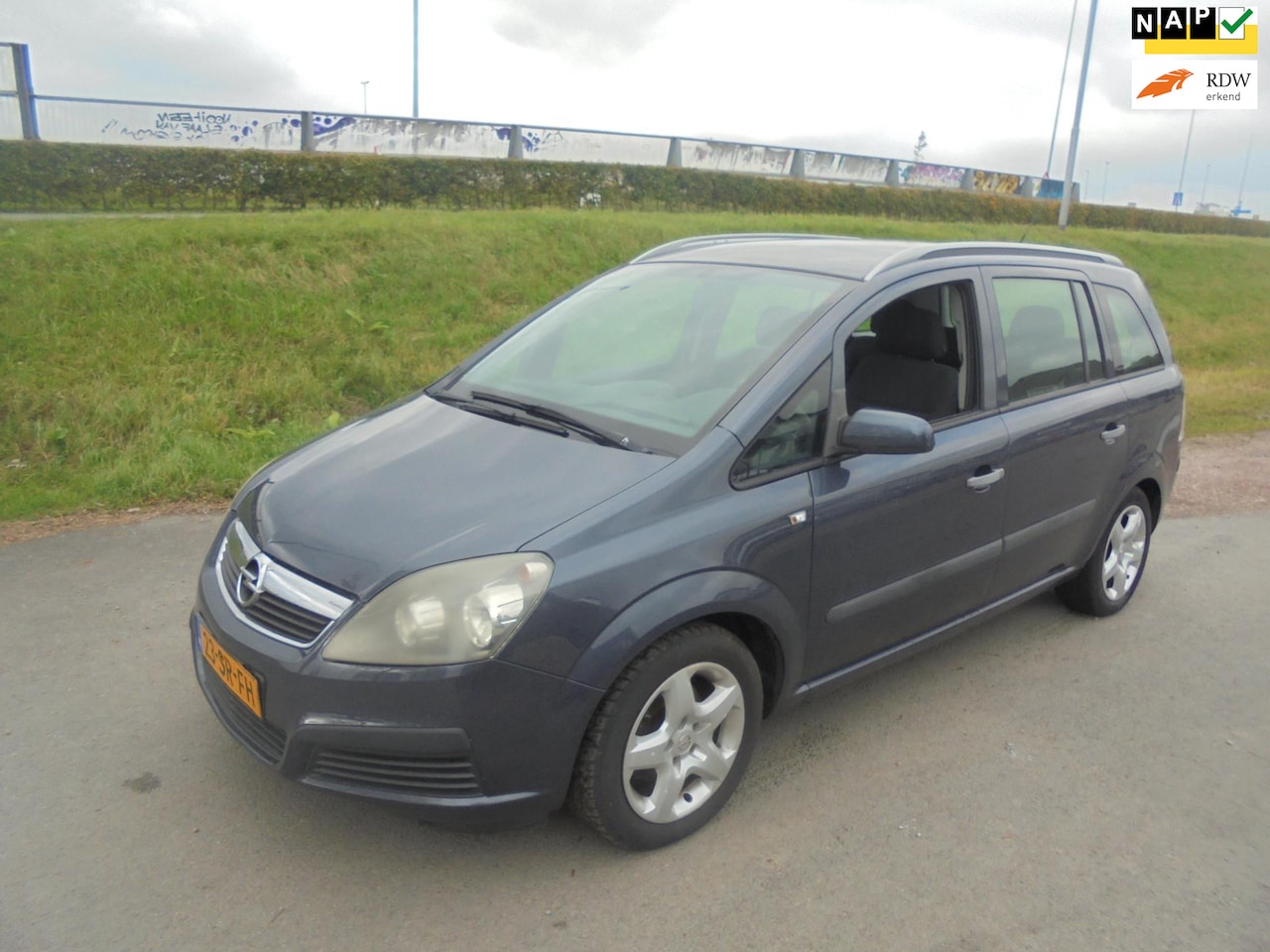 Opel Zafira - Opel zafira 1.8 benzine 7 persoons airco trekhaak EXPORT PRIJS - AutoWereld.nl