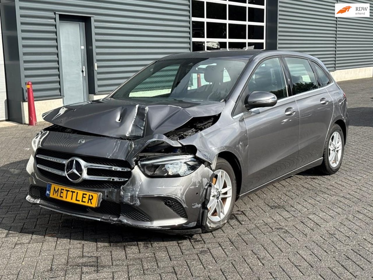 Mercedes-Benz B-klasse - 180 Business Solution 180 Business Solution, Cruise control, navigatie, airco, PDC - AutoWereld.nl