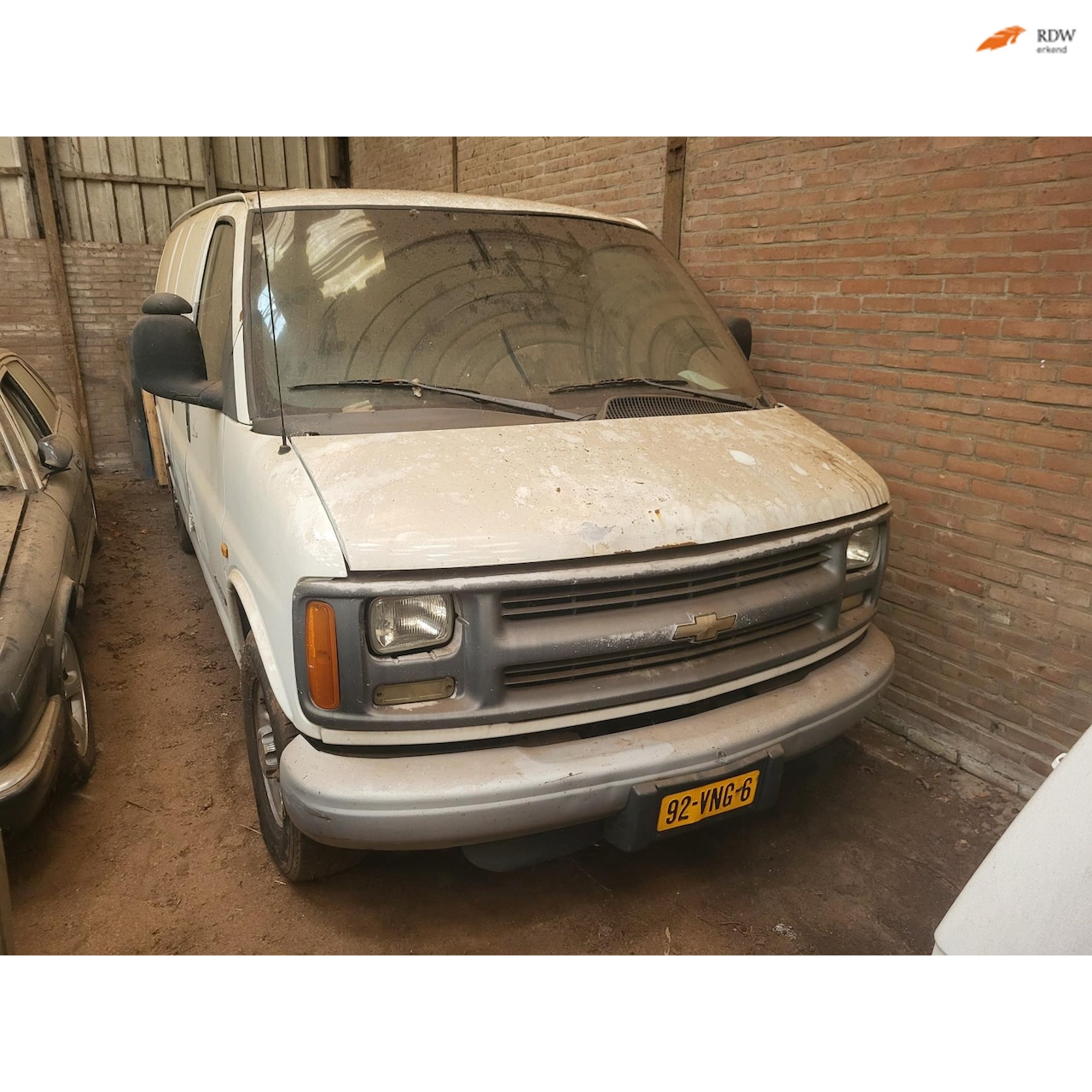 Chevrolet Express - v8 diesel van - AutoWereld.nl