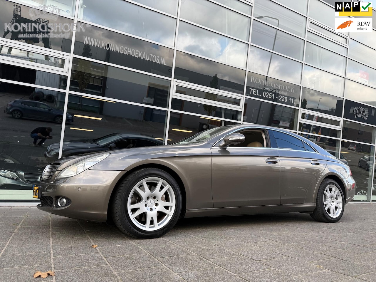 Mercedes-Benz CLS-klasse - 350 CGI Youngtimer - AutoWereld.nl