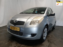 Toyota Yaris - 1.0 VVTi Terra Schadeauto