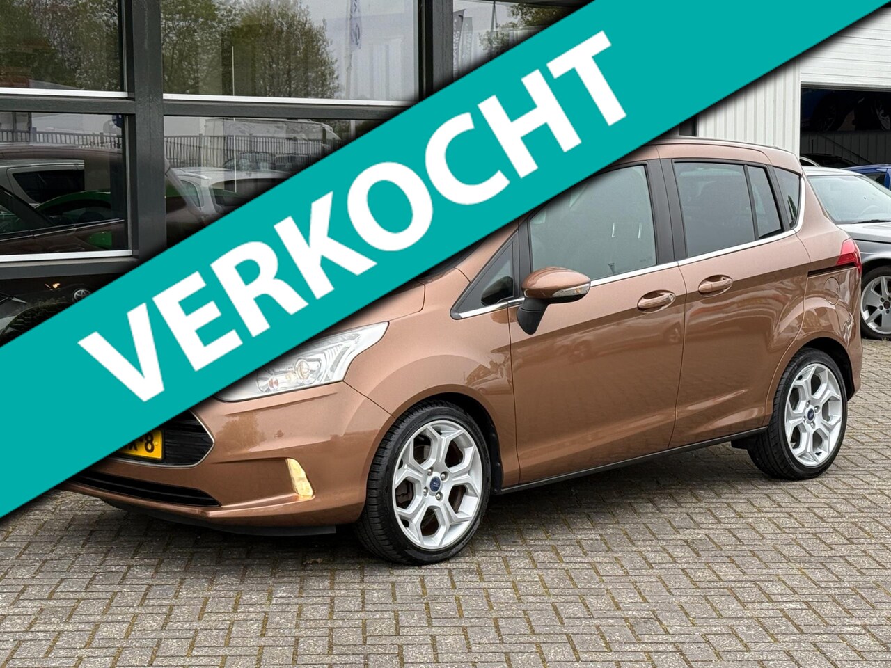 Ford B-Max - 1.6 TI-VCT Titanium Airco Pano Automaat NAP APK !! - AutoWereld.nl