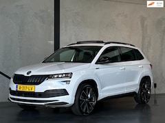 Skoda Karoq - 1.5TSI Sportline, Panodak, Virtual, Trekhaak, ACC, Camera, El. klep, enz