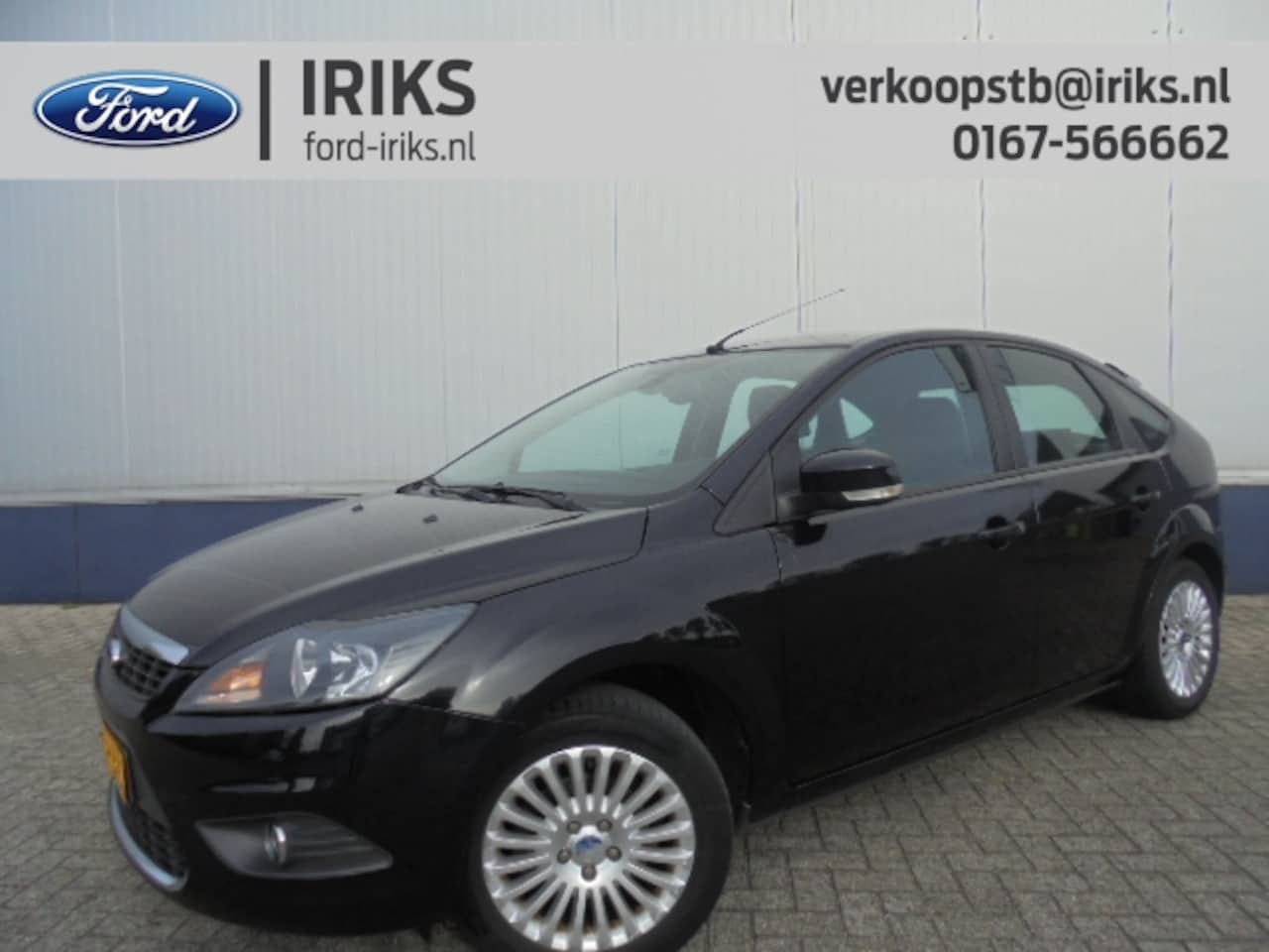 Ford Focus - 1.8 92KW 5D Titanium / Navigatie / Voorruit verwarming - AutoWereld.nl