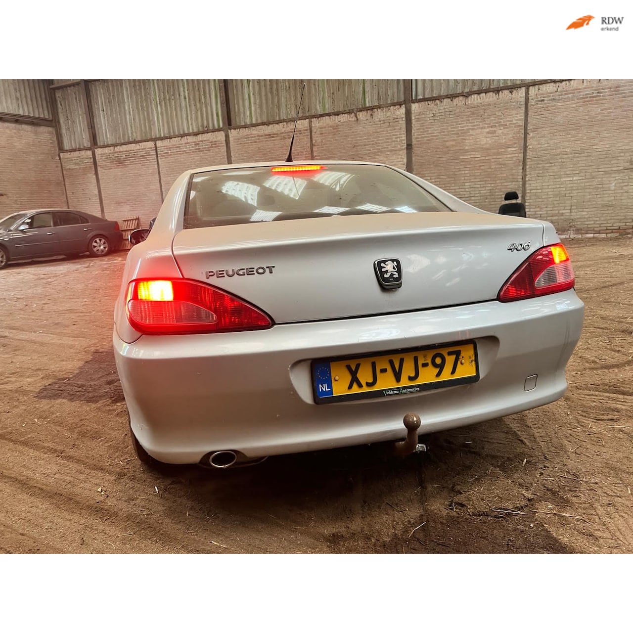 Peugeot 406 Coupé - 3.0-24V V6 autom - AutoWereld.nl