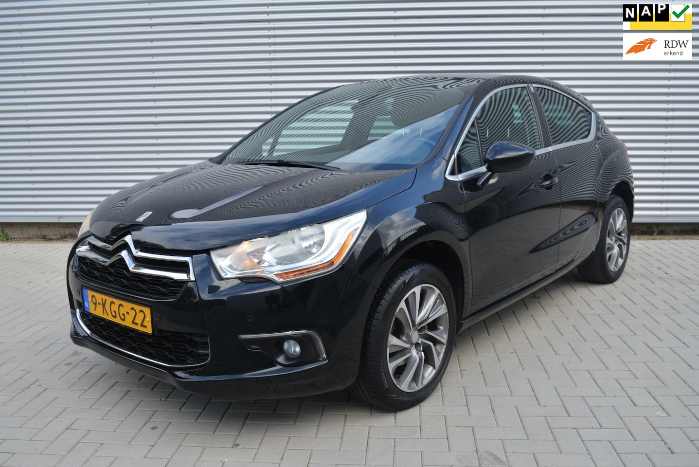 Citroën DS4 - 1.6 VTi Business | Navi| Hlf Leder | Cruise | ECC | PDC | Massage Stoelen. - AutoWereld.nl