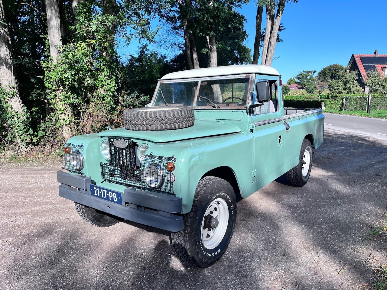 Land Rover 109 - Series 2 - AutoWereld.nl