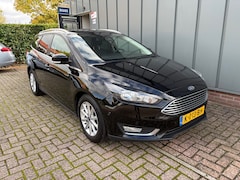 Ford Focus Wagon - 1.0 Titanium