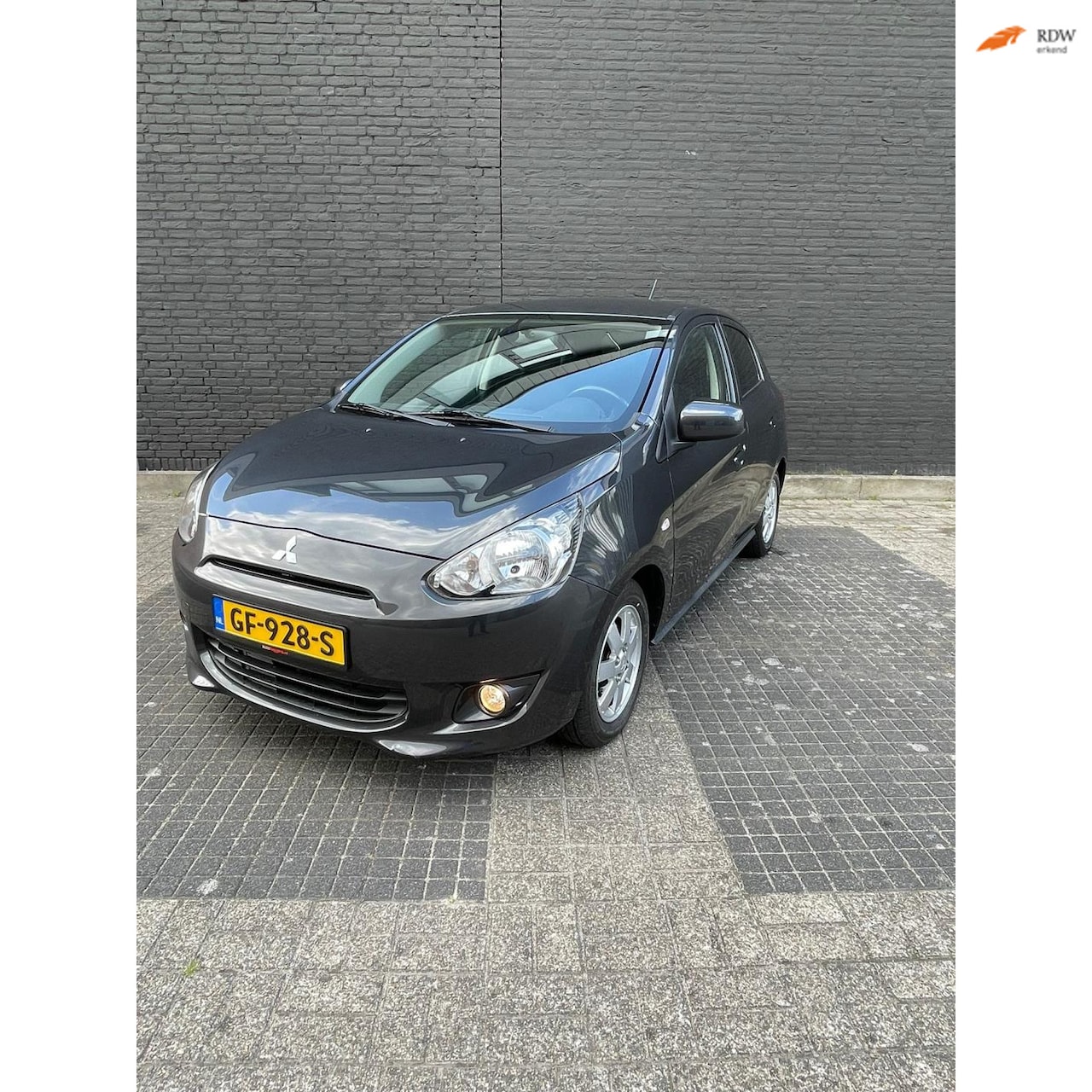Mitsubishi Space Star - Mitsubishi Space Star 1.0 MPI 52KW 2015 Grijs - AutoWereld.nl