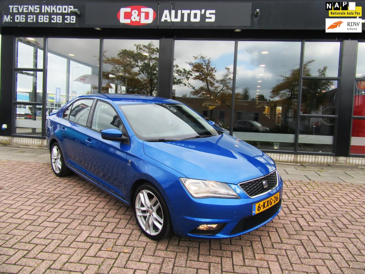 SEAT Toledo - 1.2 TSI 2013 NAVI AIRCO ORIG NL RS BLAU IZGST - AutoWereld.nl