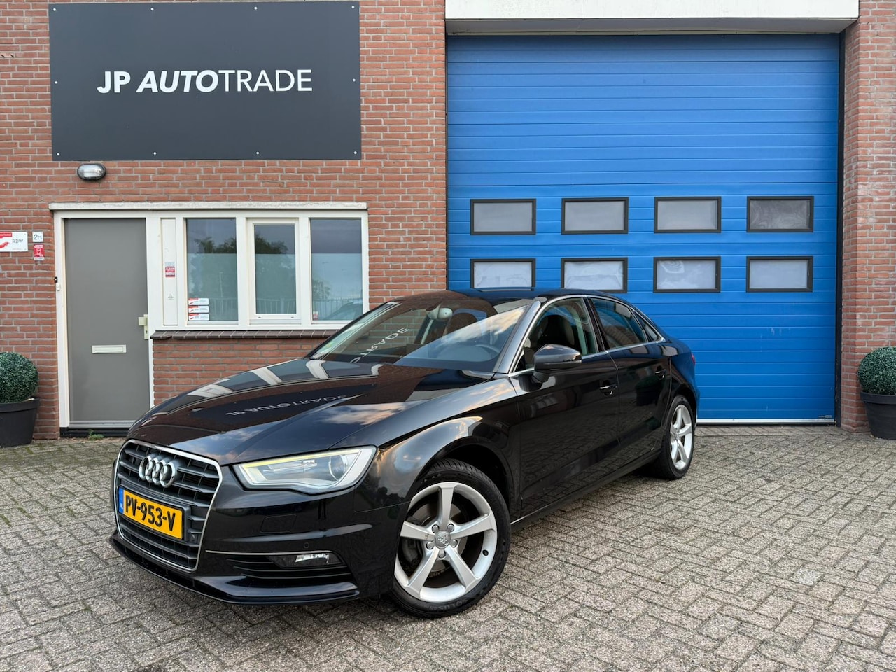 Audi A3 Limousine - 1.4 TFSI CoD Ambition Pro Line S Automaat | LED verlichting | Nieuwe distributie - AutoWereld.nl