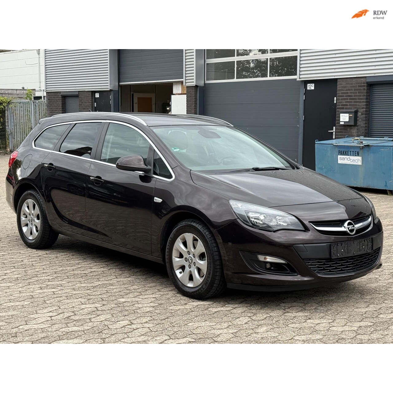 Opel Astra Sports Tourer - 1.6 CDTi Business + EXPORT NAVI CLIMA TREKHAAK - AutoWereld.nl
