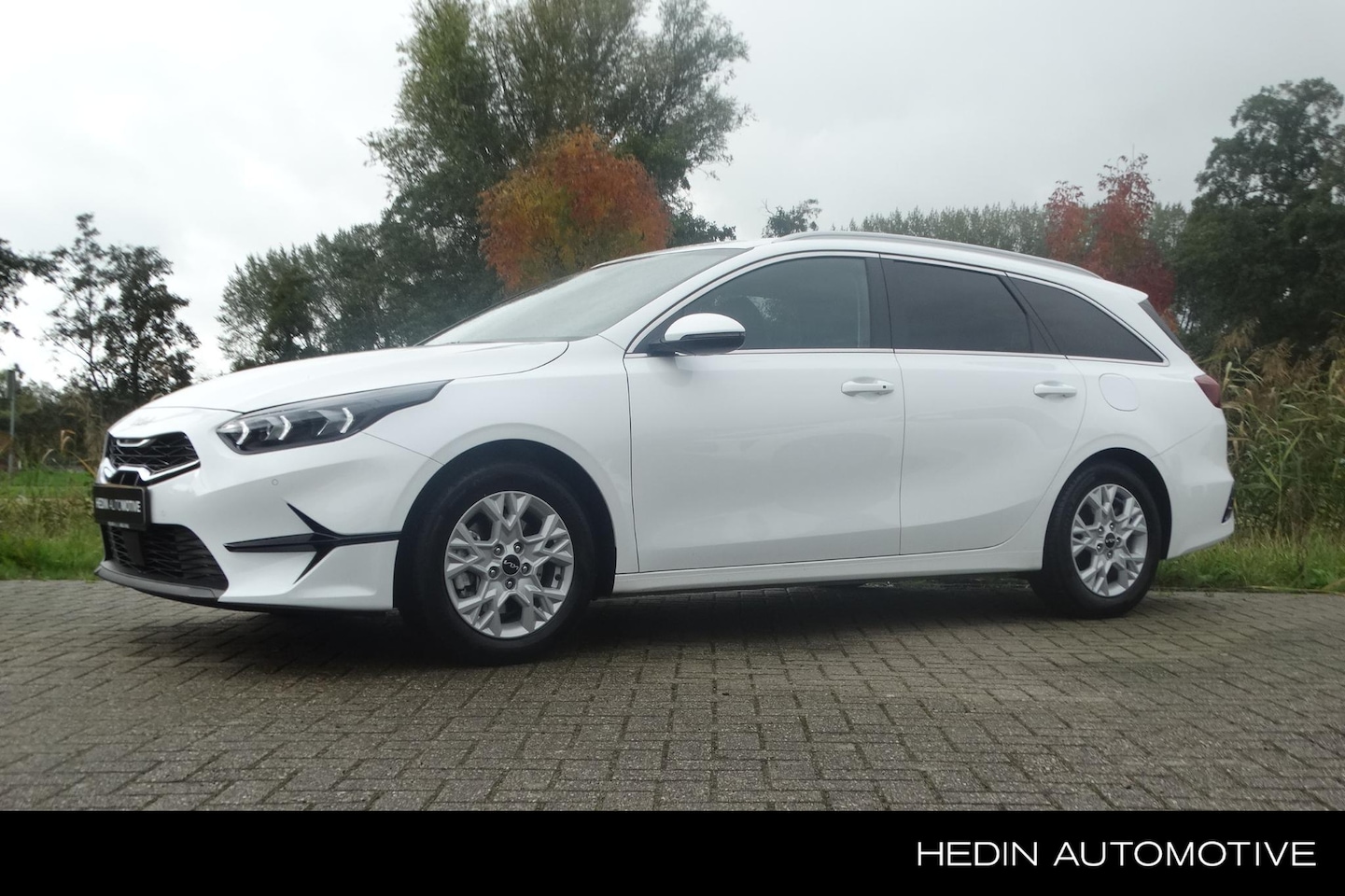 Kia Cee'd Sportswagon - Ceed 1.0 T-GDi DynamicPlusLine | Stoel- en stuurverwarming | Elektrische achterklep | Park - AutoWereld.nl