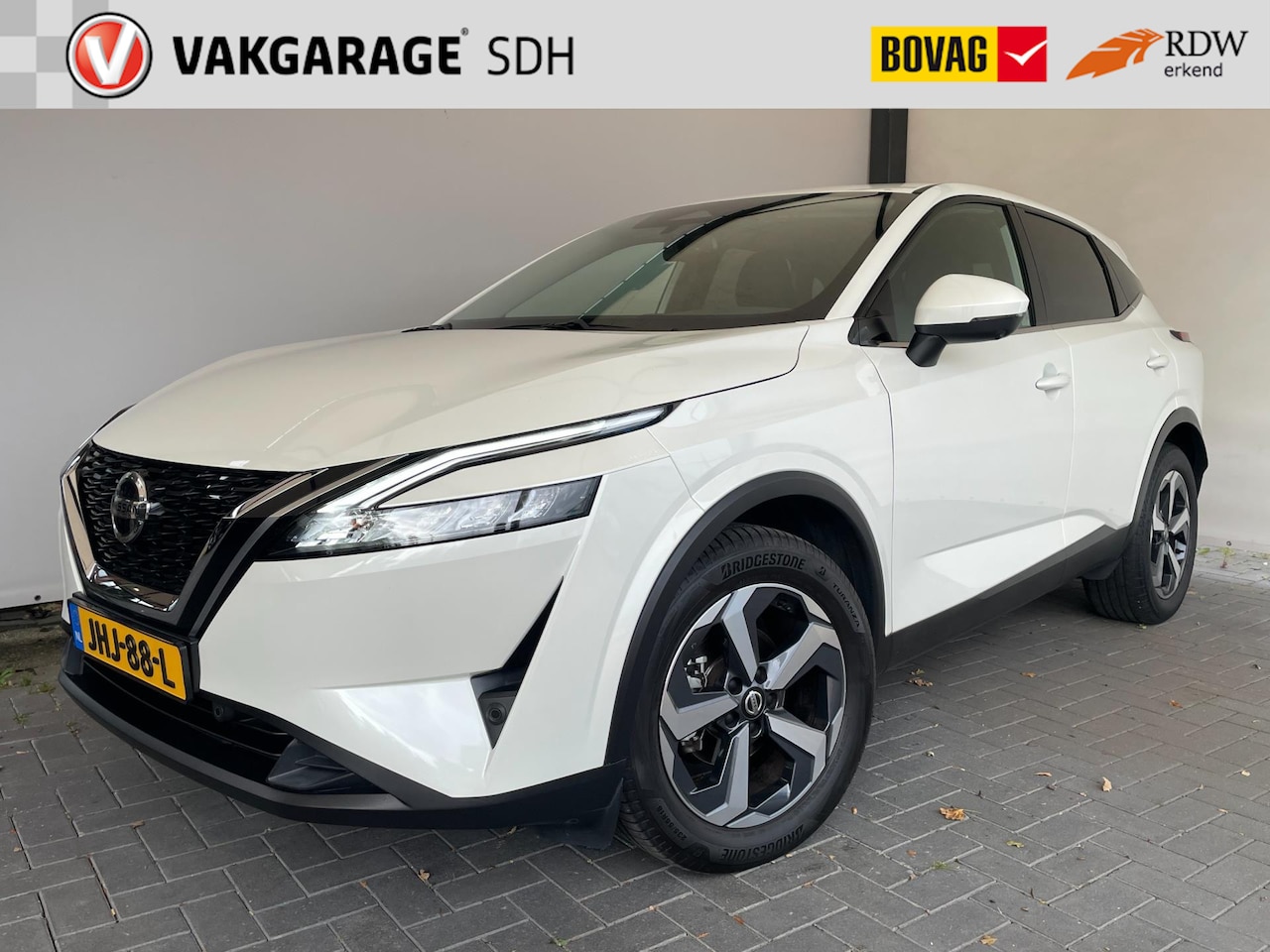 Nissan Qashqai - 1.3 MHEV Xtronic Business Premium|Automaat|Parelmoer kleur - AutoWereld.nl