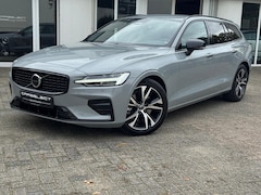 Volvo V60 - 2.0 B4 Plus Dark, HARMAN/KARDON, LEDER, Elektrische stoelen met geheugen . Een proefrit le