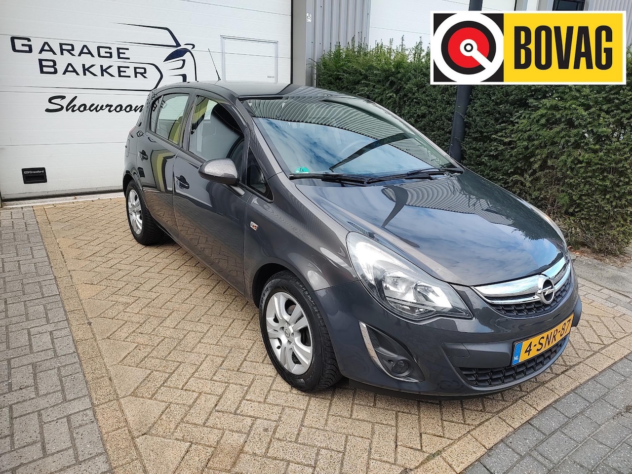 Opel Corsa - 1.2 EcoFlex Design Edition LPG G3 Airco Trekhaak Stoel-Stuurverwarming Eerste Eigenaar - AutoWereld.nl