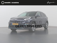 Kia e-Niro - Edition 64 kWh | SOH 97% | Trekhaak | Stoel/Stuurwielverwarming | Keyless | Navigatie | Cl