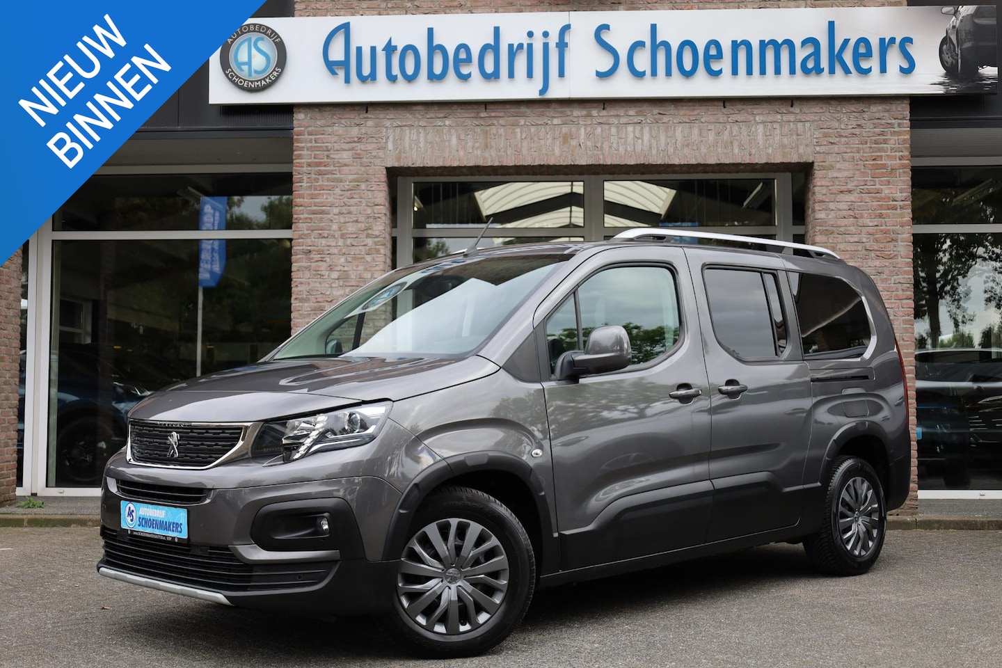 Peugeot Rifter Long - 1.2 Puretech Long Allure Pack 7p. CAMERA CARPLAY CRUISE DAB 2xPDC CLIMA NAVI FLIPPERS - AutoWereld.nl