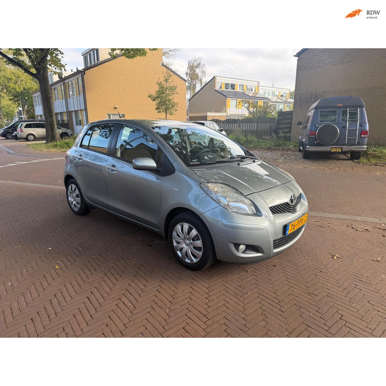 Toyota Yaris - Digitale Airco / 6 bak / 5 deurs / Leuke auto - AutoWereld.nl