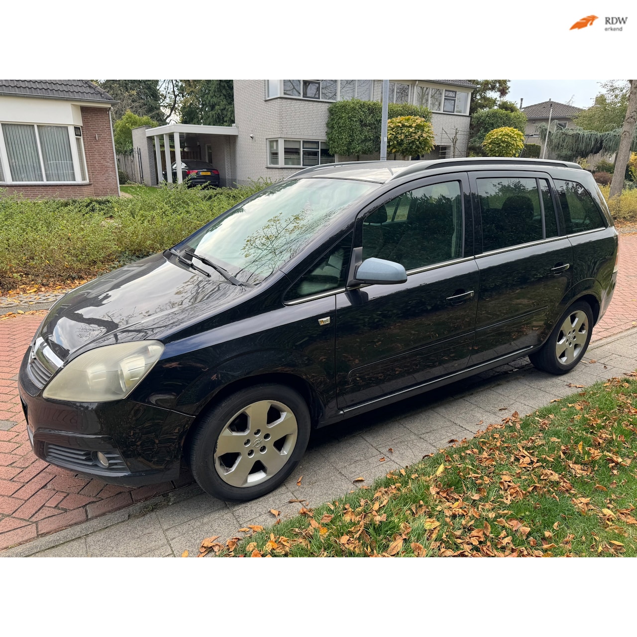 Opel Zafira - 1.8 Essentia 1.8 Essentia, 7 persoons, met airco, APK 01-05-2026 - AutoWereld.nl