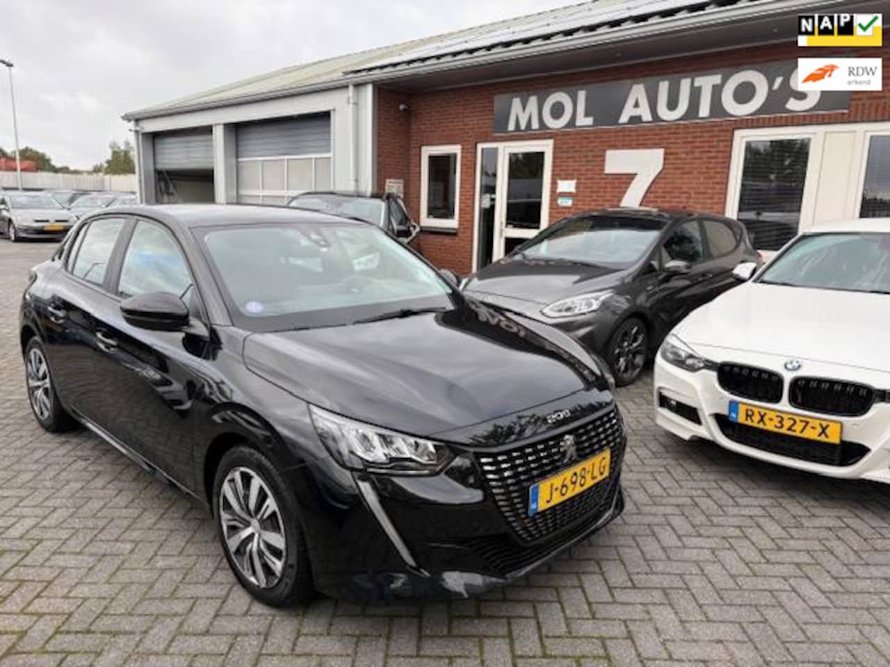 Peugeot 208 - 1.2 PureTech Active 1.2 PureTech Active , Navigatie , Nw disributieriem - AutoWereld.nl