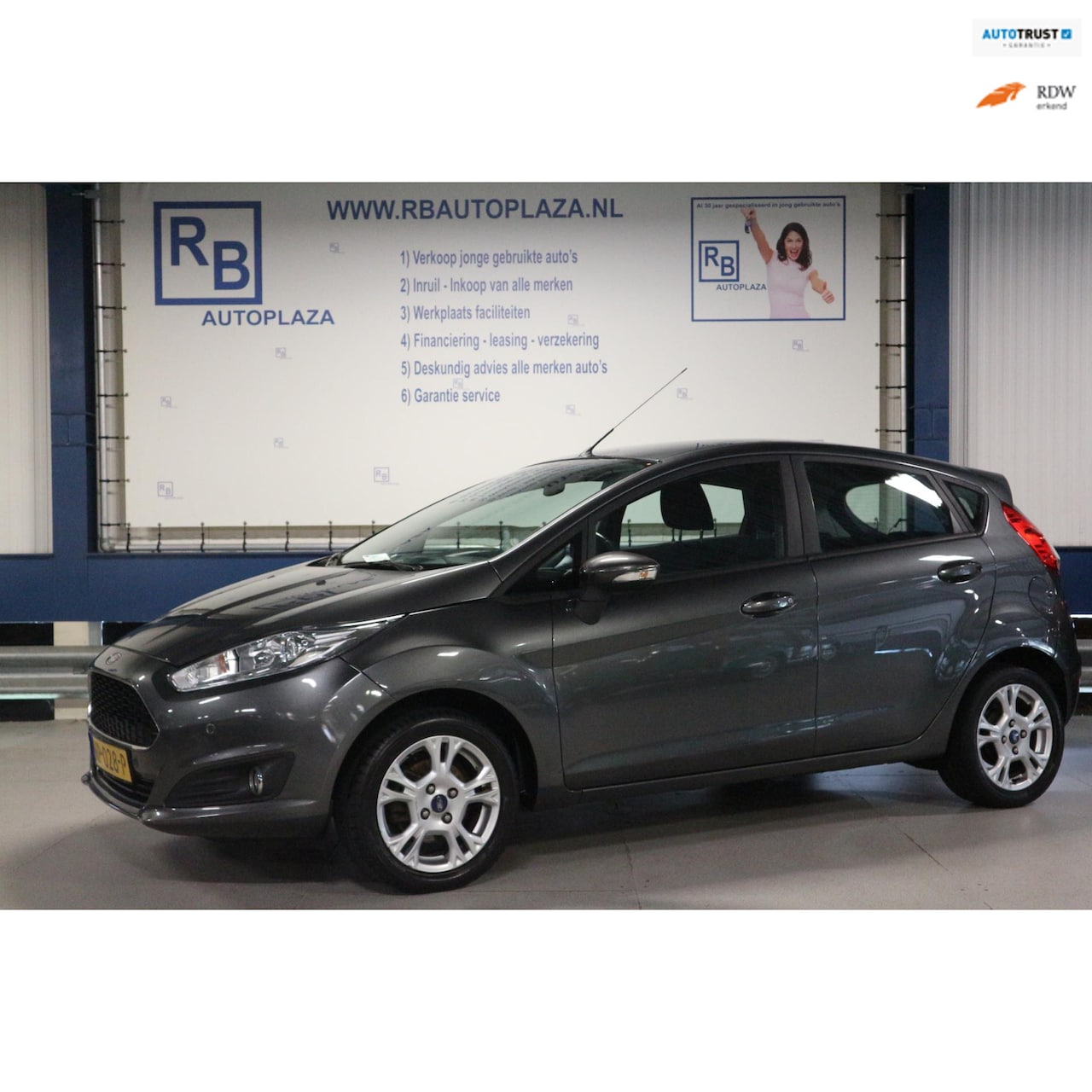 Ford Fiesta - 1.0 Style Ultimate 12 MAANDEN GARANTIE/ RIJKLAAR/ NAP - AutoWereld.nl