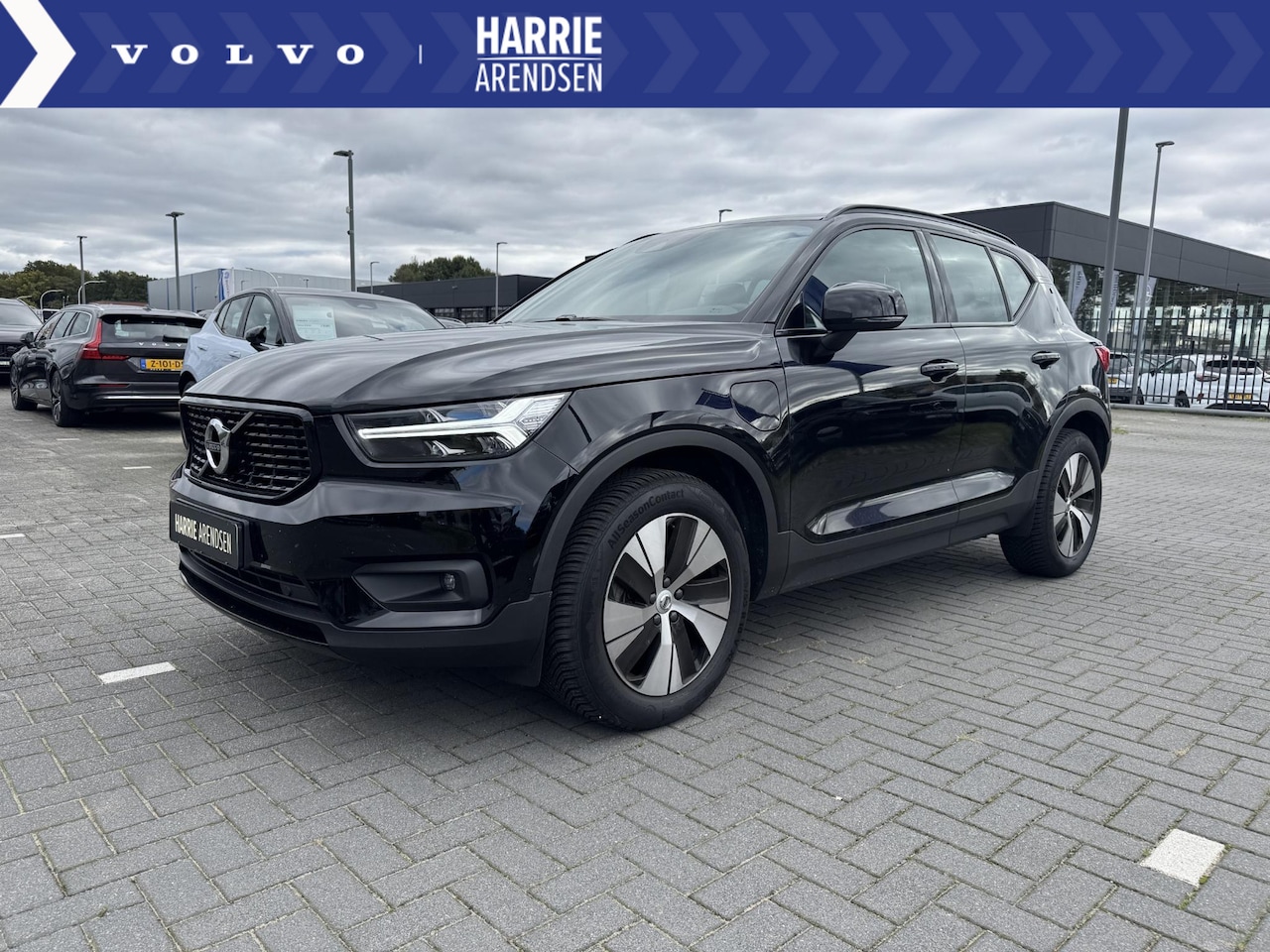 Volvo XC40 - 1.5 T4 Recharge R-Design Expression | Stoel + Stuurverwarming | Parkeercamera | Trekhaak | - AutoWereld.nl