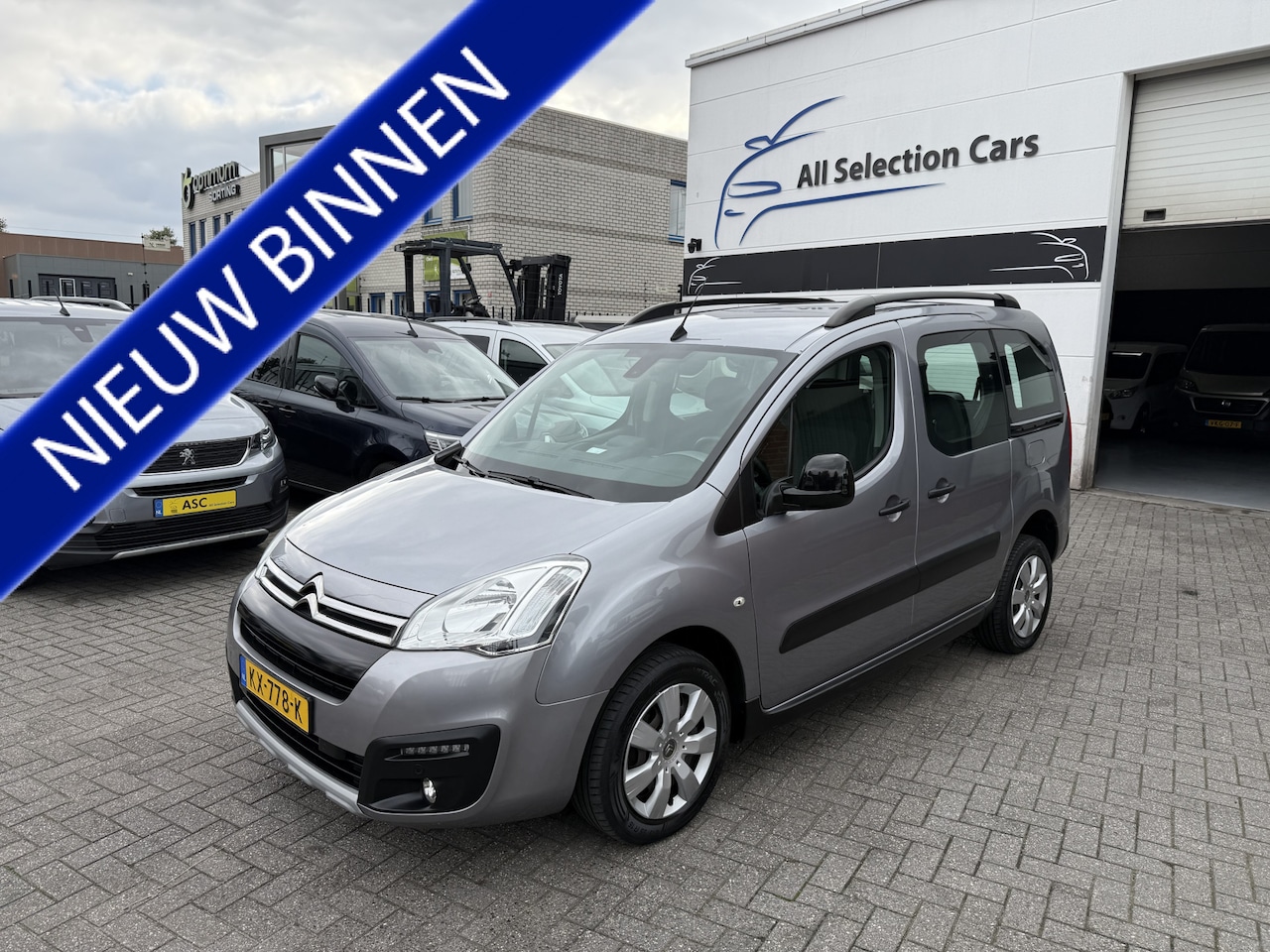 Citroën Berlingo - 1.2 PureTech XTR Rolstoelauto - Ruime XXL Ombouw Tripod - Alle opties - 1e Eigenaar - Rols - AutoWereld.nl