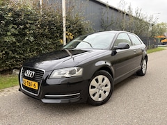 Audi A3 Sportback - 1.2 TFSI Attraction Advance / NAVI / AIRCO / CRUISE / SCHUIFDAK