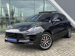 Porsche Macan - 3.0 GTS 361pk Sportchrono Luchtvering / Elektr Trekhaak / Panoramadak