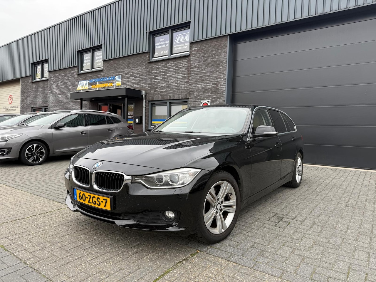 BMW 3-serie Touring - 320d Upgrade Edition | EXPORT | INRUILKOOPJE | XENON | AIRCO | - AutoWereld.nl