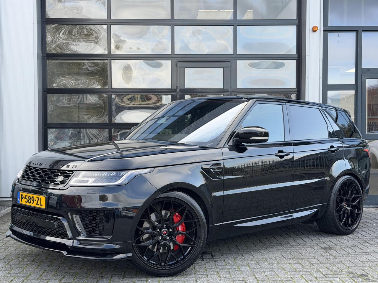Land Rover Range Rover Sport - 2.0 Si4 HSE / PANO / 23” / LUXE - AutoWereld.nl