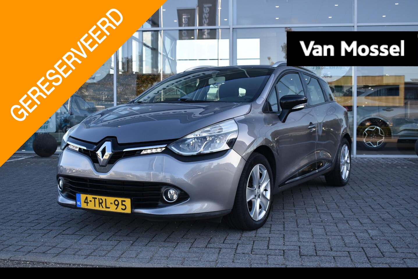 Renault Clio Estate - 0.9 TCe Expression | Cruise Control | Airco | Trekhaak | - AutoWereld.nl