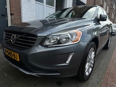 Volvo XC60 - 2.0 T5 FWD Ocean Race AUTOMAAT 62000km Blis PDC LMV Elektrisch Stoelen