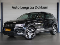 Volkswagen Tiguan - 2.0 TSI 4Motion Highline Trekhaak | Virtual Cockpit | Pano | LED Matrix | Leer | Carplay |