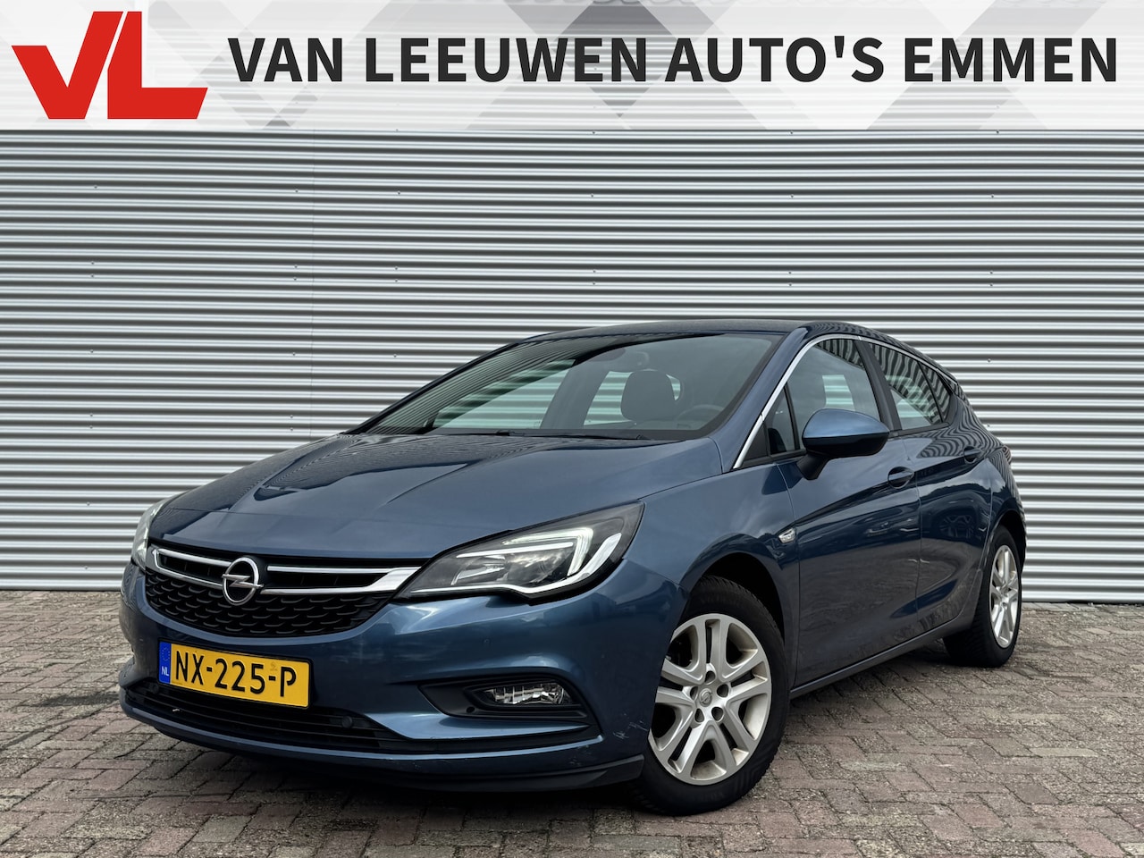 Opel Astra - 1.4 Online Edition | Nieuw Binnen! | Cruise | Trekhaak | Clima - AutoWereld.nl
