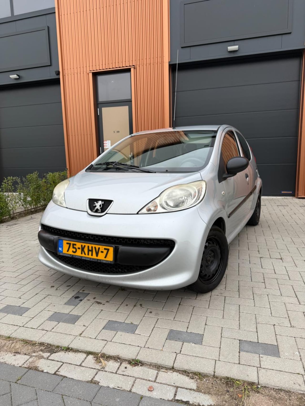 Peugeot 107 - 1.0-12V XR 5-deurs - NW APK BIJ LEVERING - AutoWereld.nl
