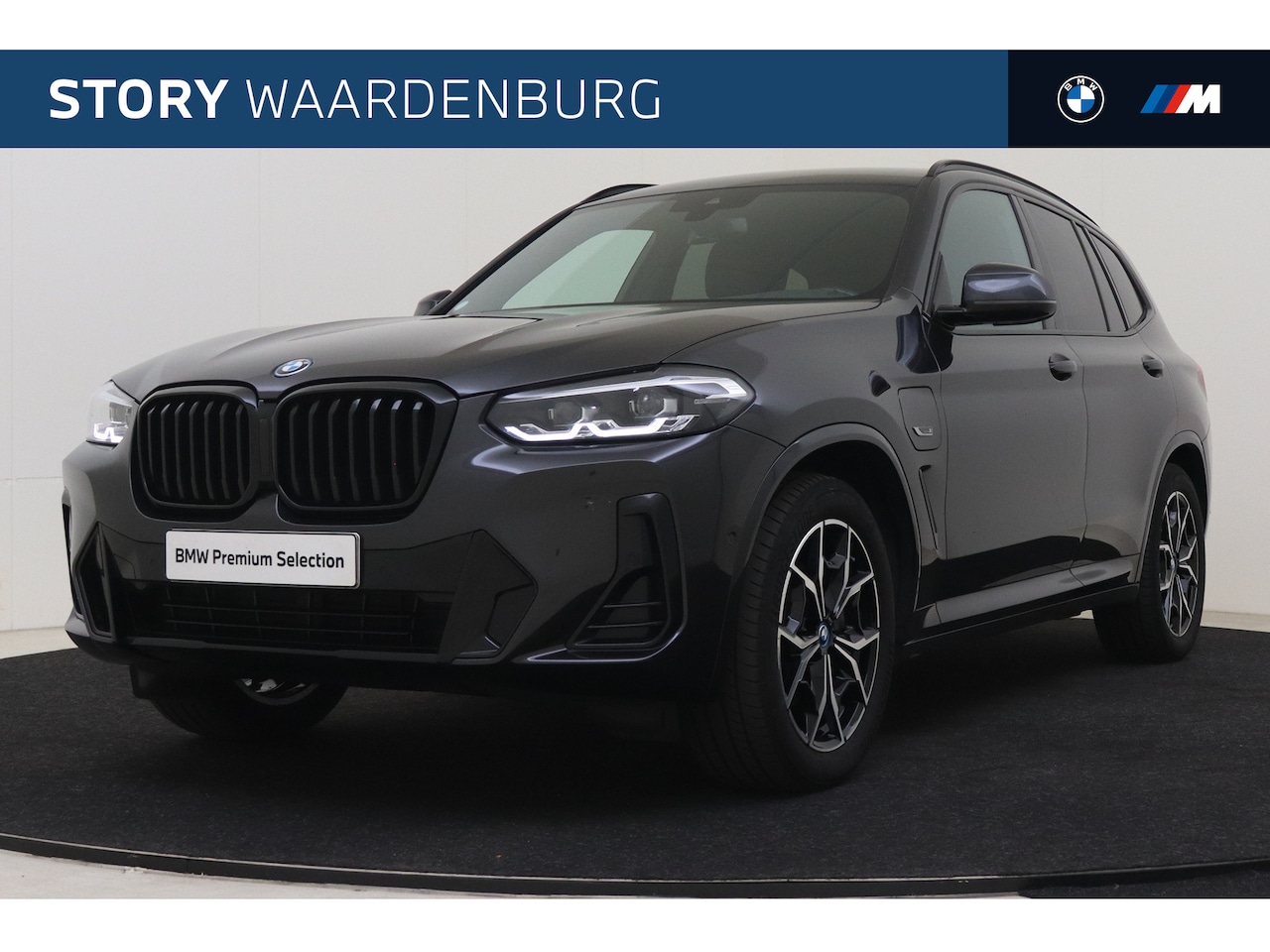 BMW X3 - 30e xDrive High Executive M Sport Automaat / Sportstoelen / Trekhaak / Achteruitrijcamera - AutoWereld.nl