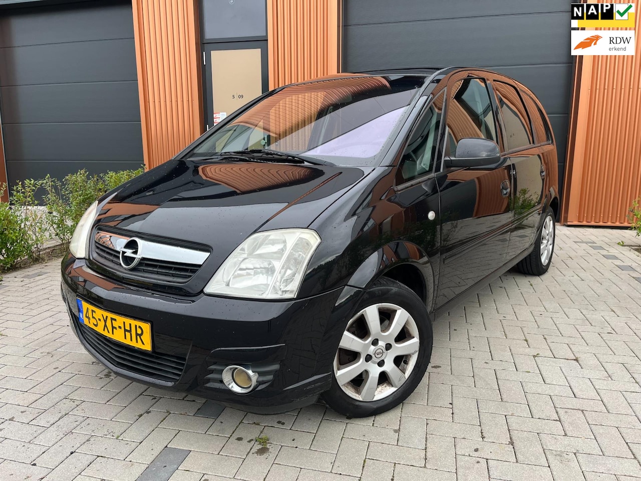 Opel Meriva - 1.8-16V Cosmo - AIRCO - ELEK PAKKET - APK - AutoWereld.nl
