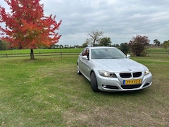 BMW 3-serie - 318i Business Line AUTOMAAT/XENON/NAP