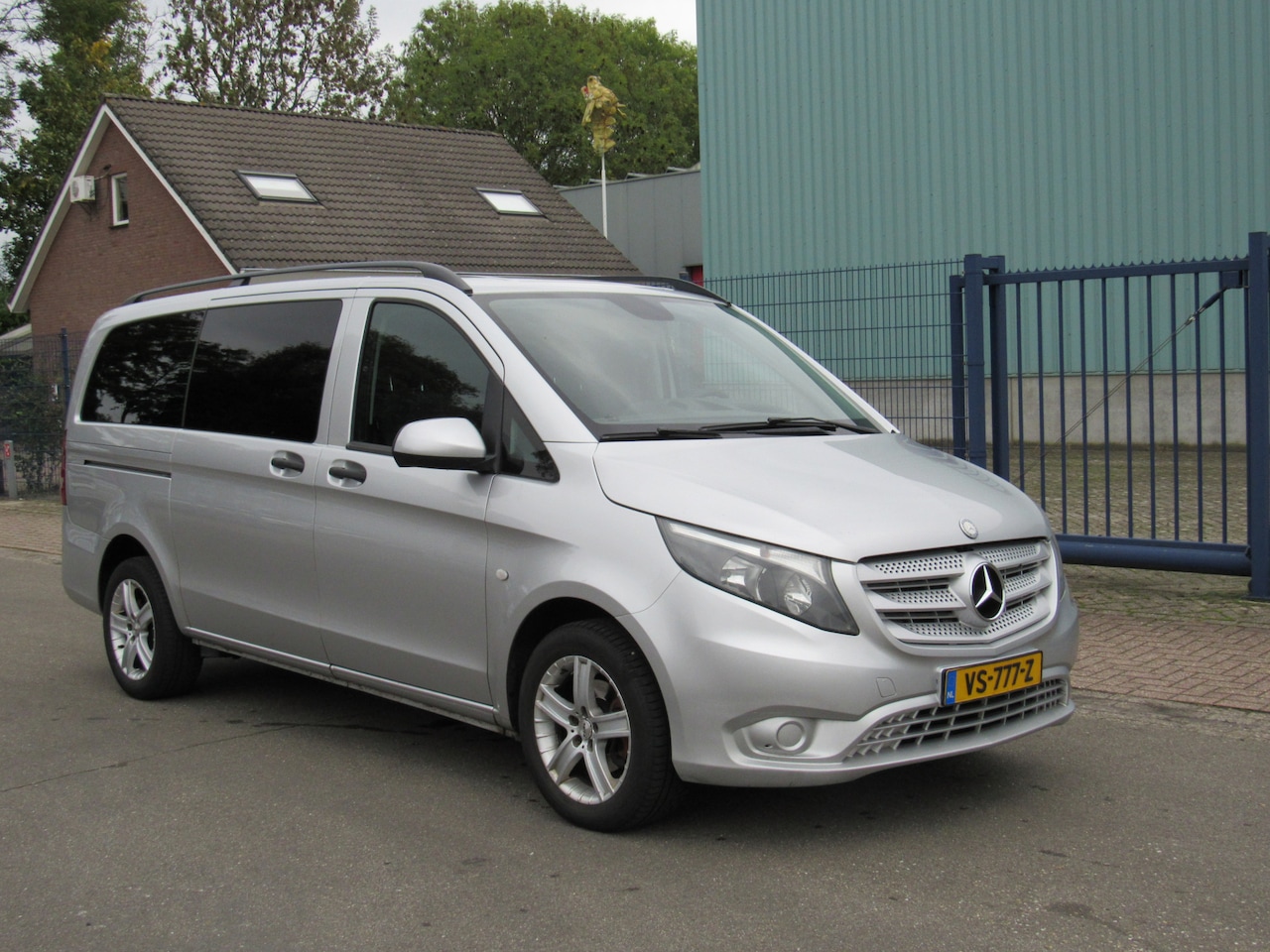 Mercedes-Benz Vito - 111 CDI Lang DC Comfort 111 CDI Lang DC Comfort - AutoWereld.nl