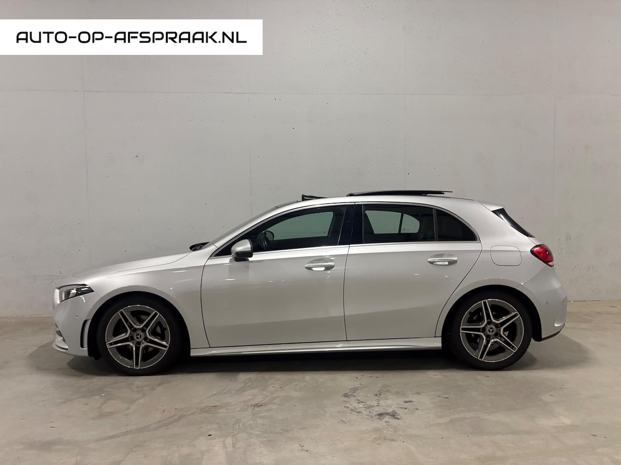 Mercedes-Benz A-klasse - 180 d AMG Pano Navi Automaat - AutoWereld.nl