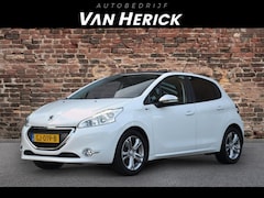 Peugeot 208 - 1.2 PureTech Style Pack Plus |Panoramdak|Cruise | Nette staat