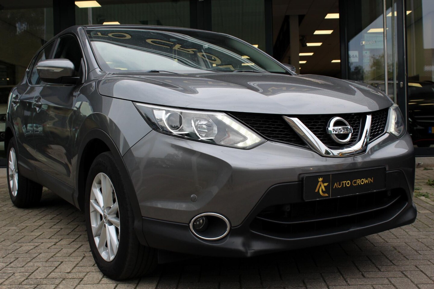 Nissan Qashqai - 1.2 Acenta BJ.2014 Navi Luxe model - AutoWereld.nl